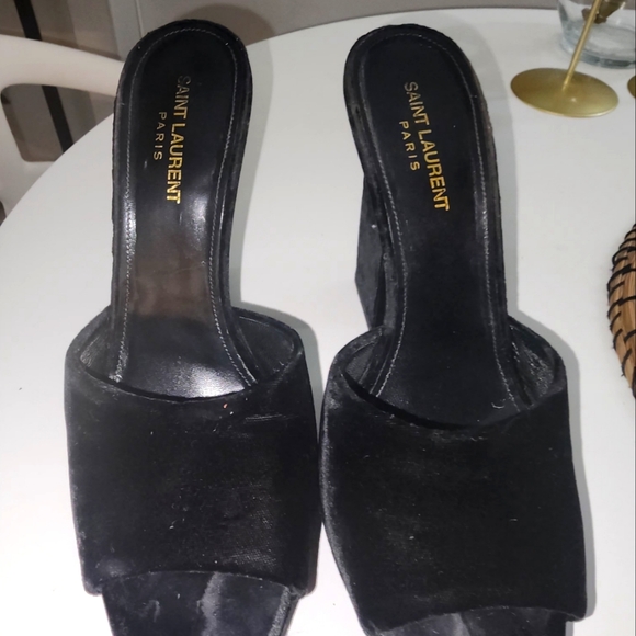 Saint Laurent Heels - Picture 1 of 3